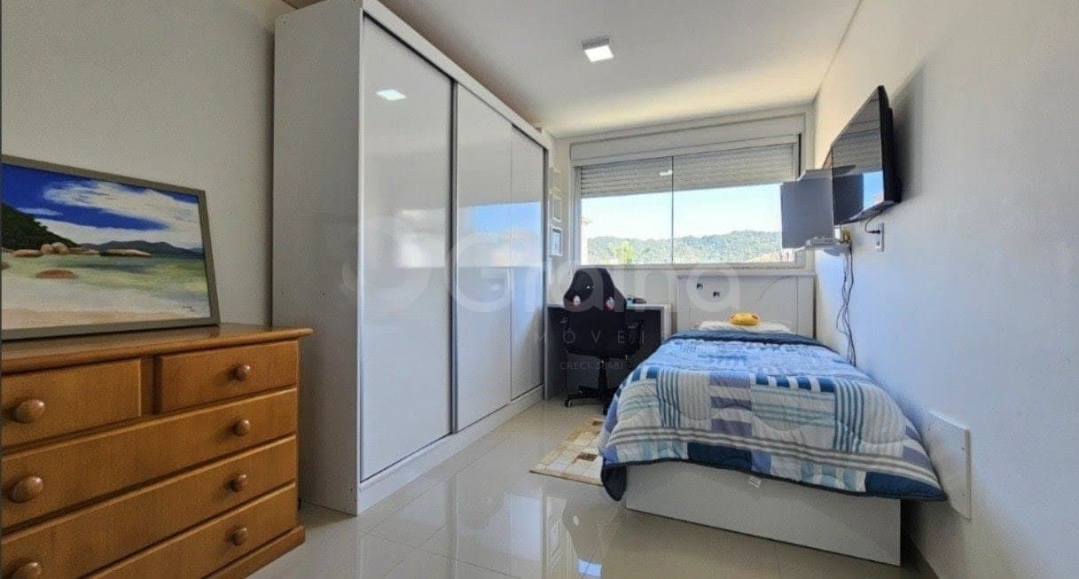 rkiq0m-ig2WX6dEk_4230269ab2a5ebd410.jpg