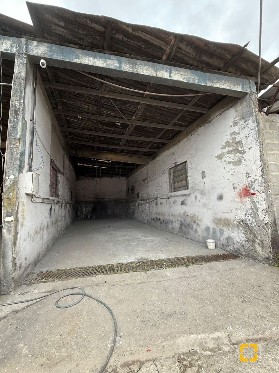 rua586-i9S82D2Nn62c_5690868c3900e84f9b.jpg