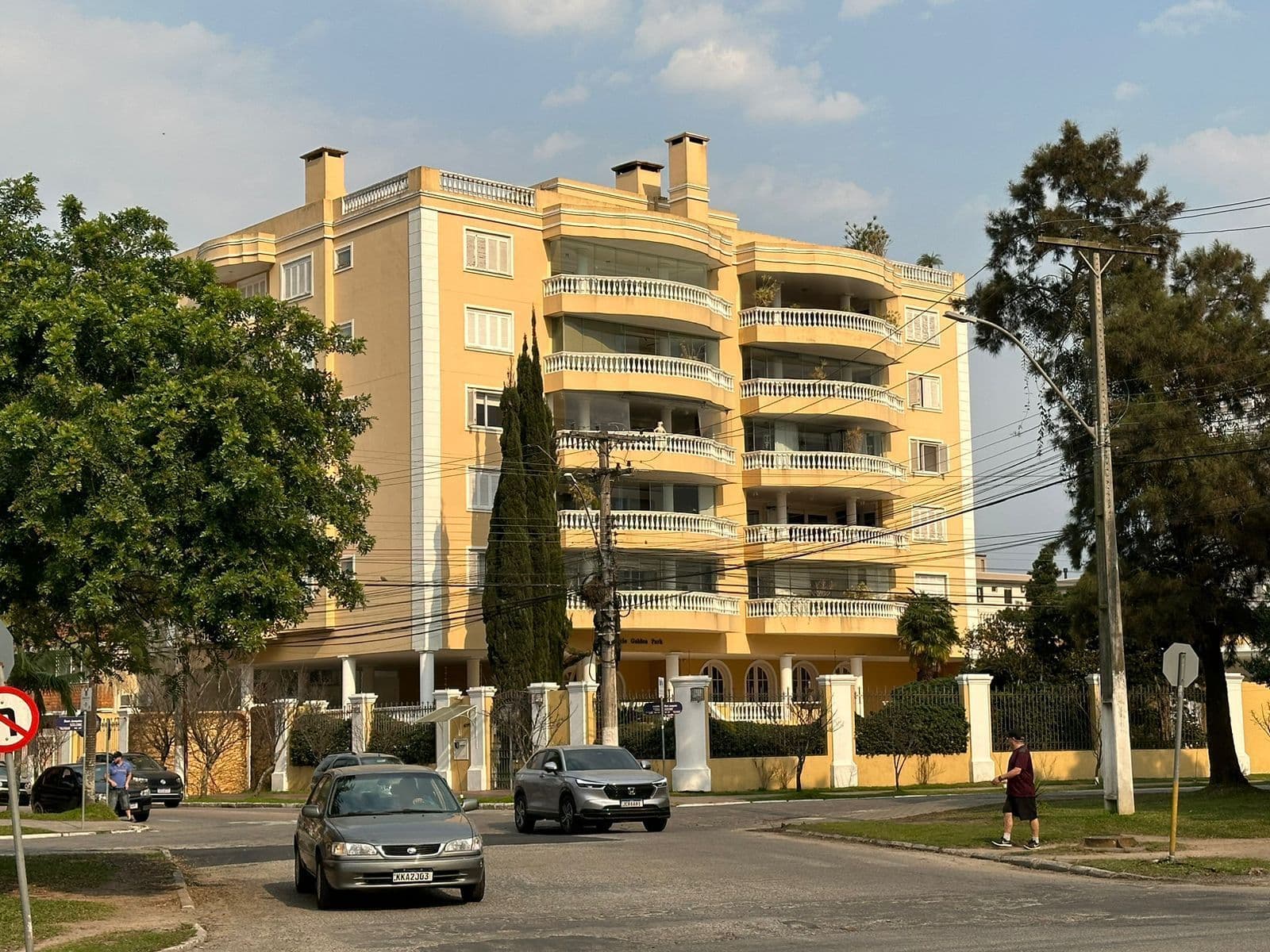rvdjk8-img-303893544