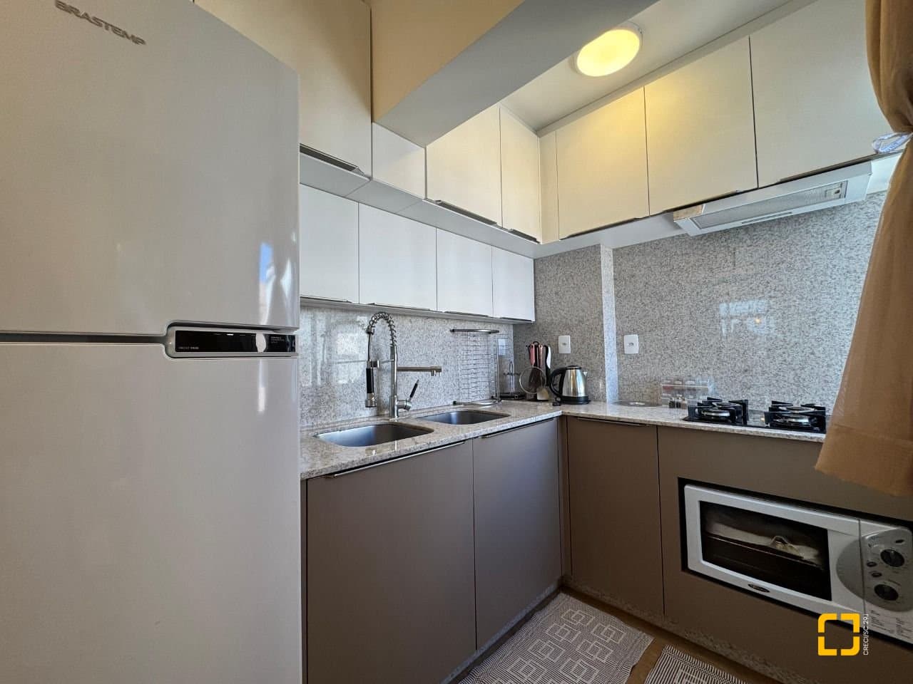 rwd8s-i19UbJQ88S15k_18929697abc3b62c61.jpg