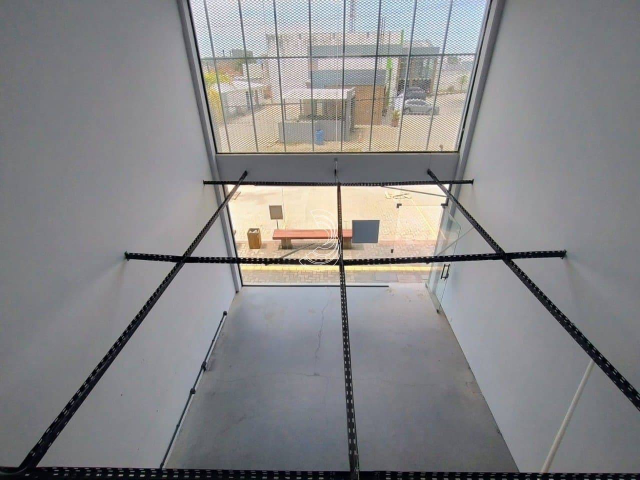rxqf75-i82Cq18I_18709698b96f6b42b9.jpg