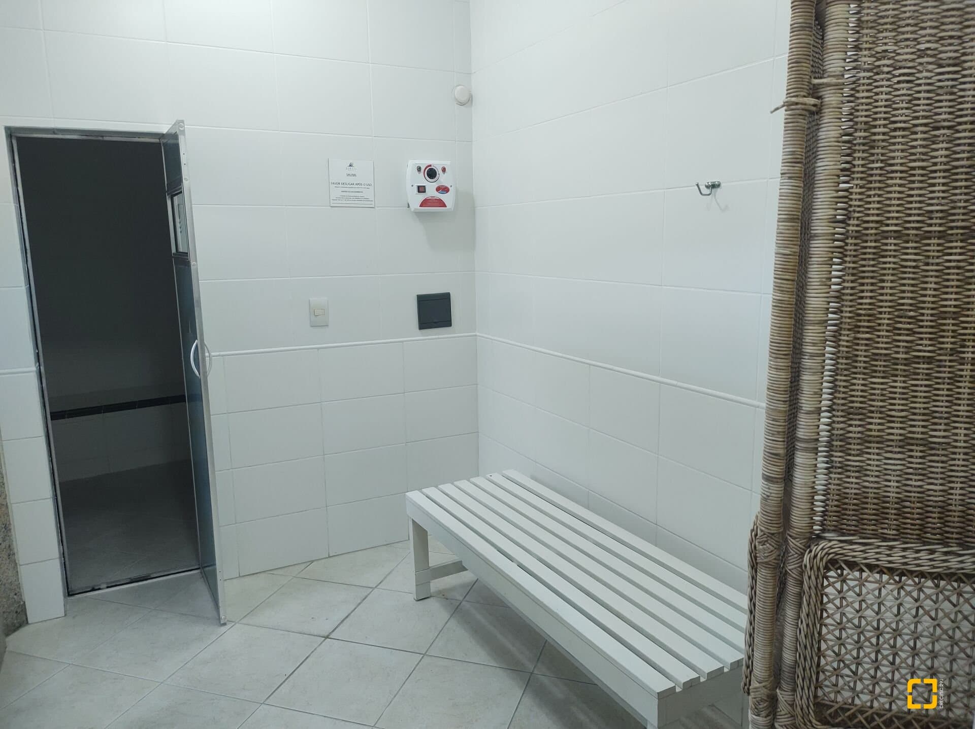 s351me-im1y1f_5893669bd96531579b.jpg