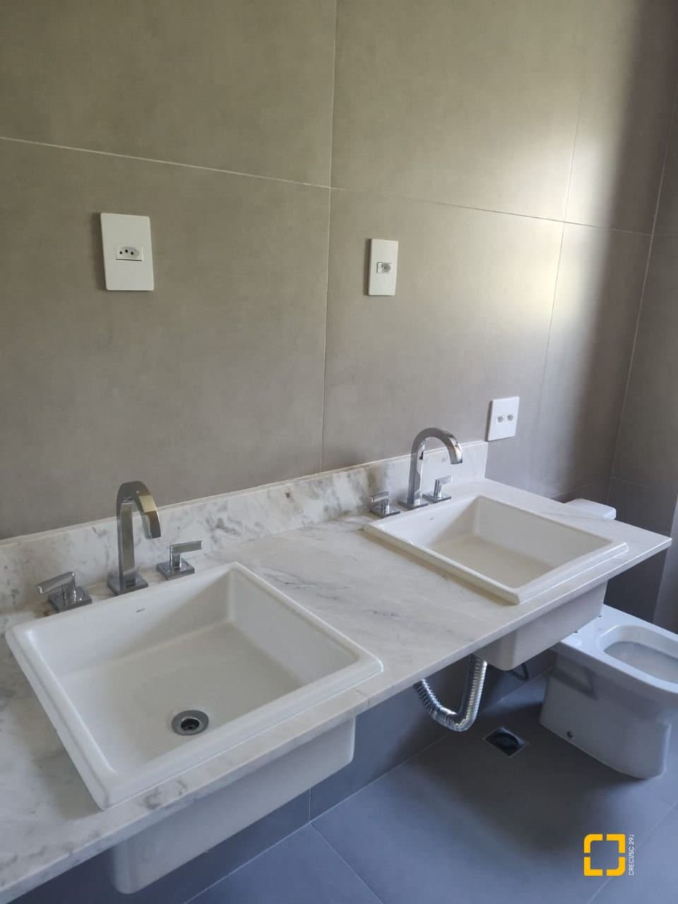 sa9u66-iCYh3rej6J3t8YG7h2_54850684f8e5193e83.jpg