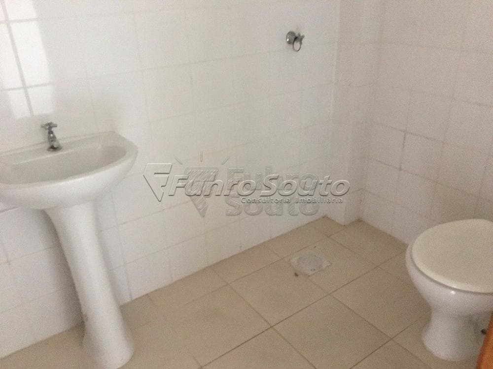 t5fgpq-banheiro.jpg