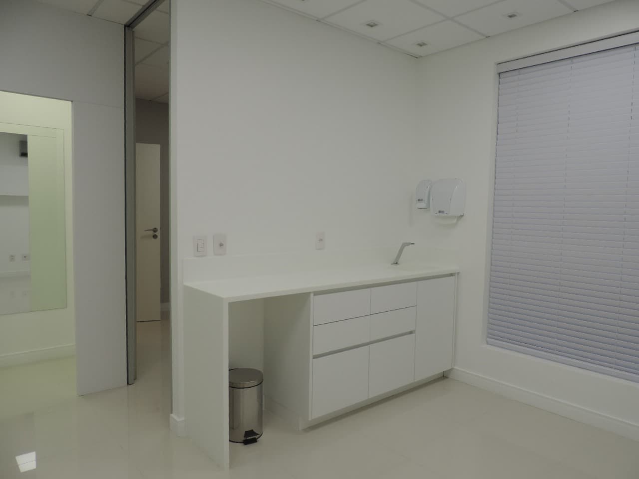 t6g4wj-iU3rMI481f5g0y2t3B_189485e1721f9b601d.jpg