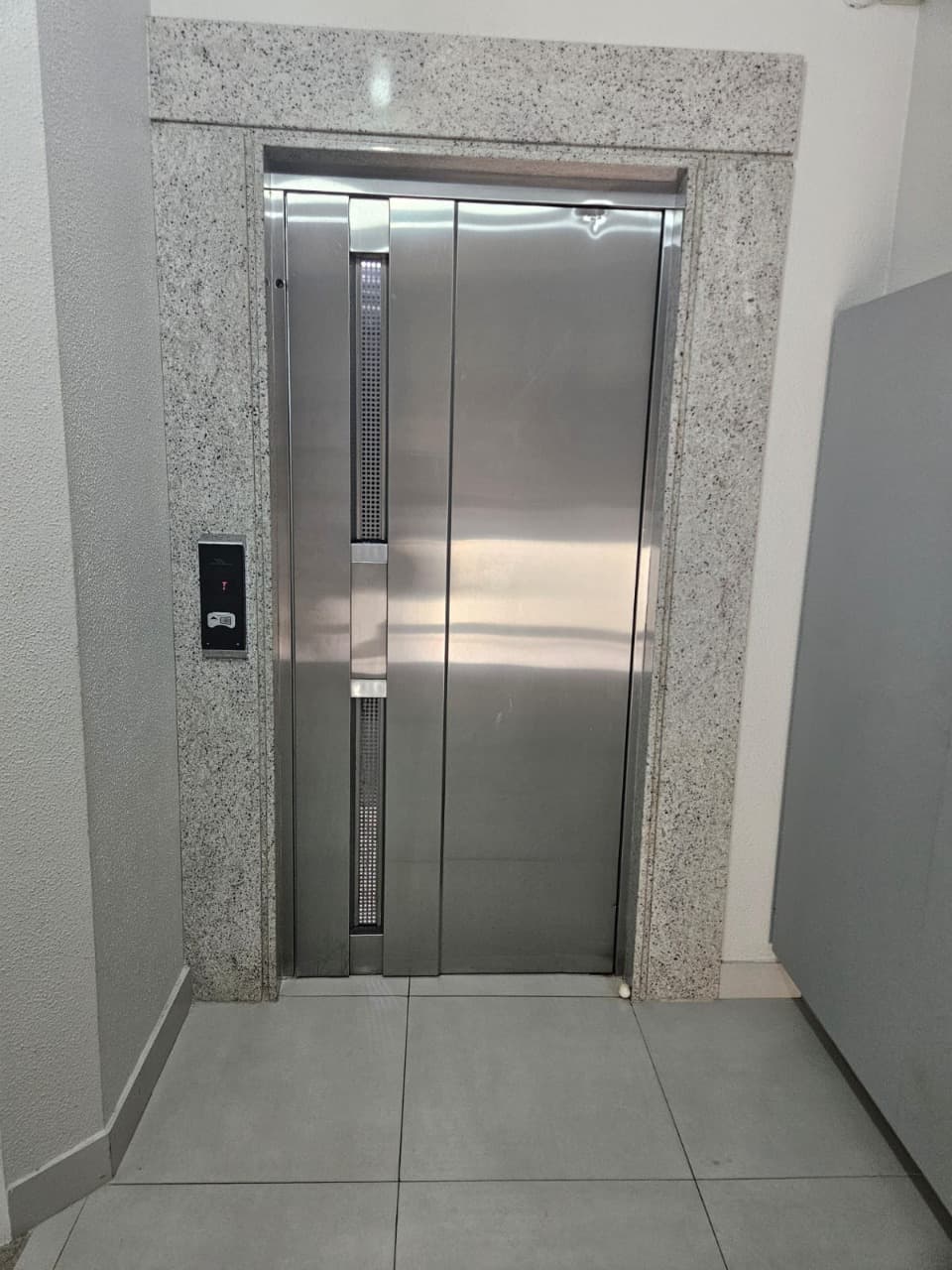 t6ibxa-iTq94d851Ut37AP6w7_33140661d711234561.jpg