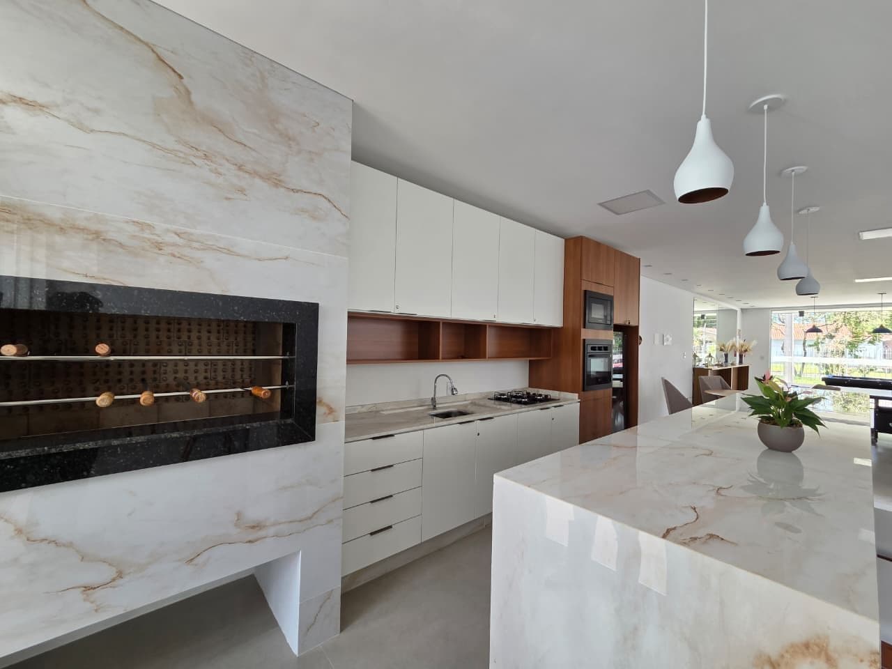 t70oak-img-277047625