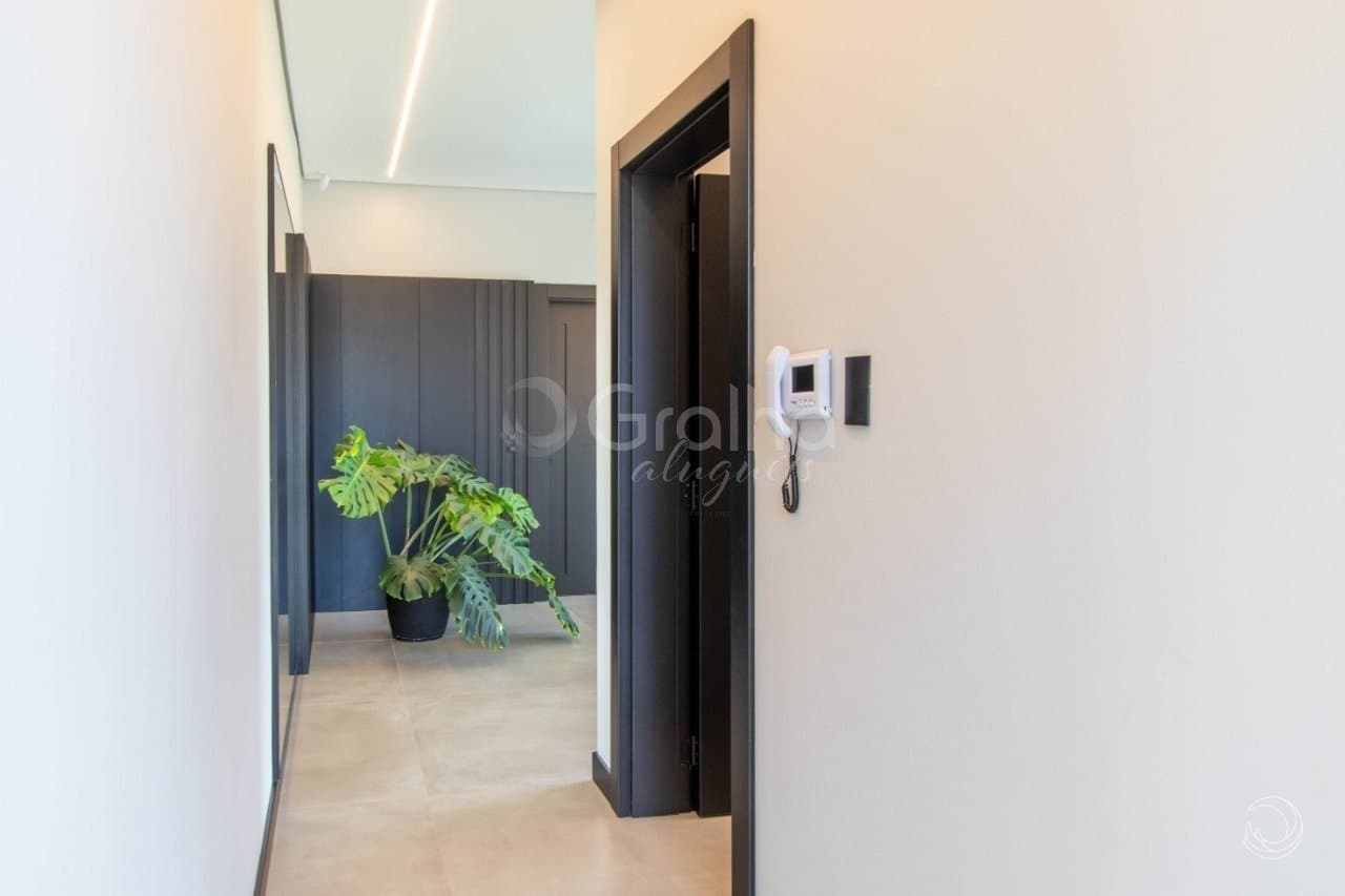 te8drh-iy1d7197sI72YZe65_28474690a113605189.jpg