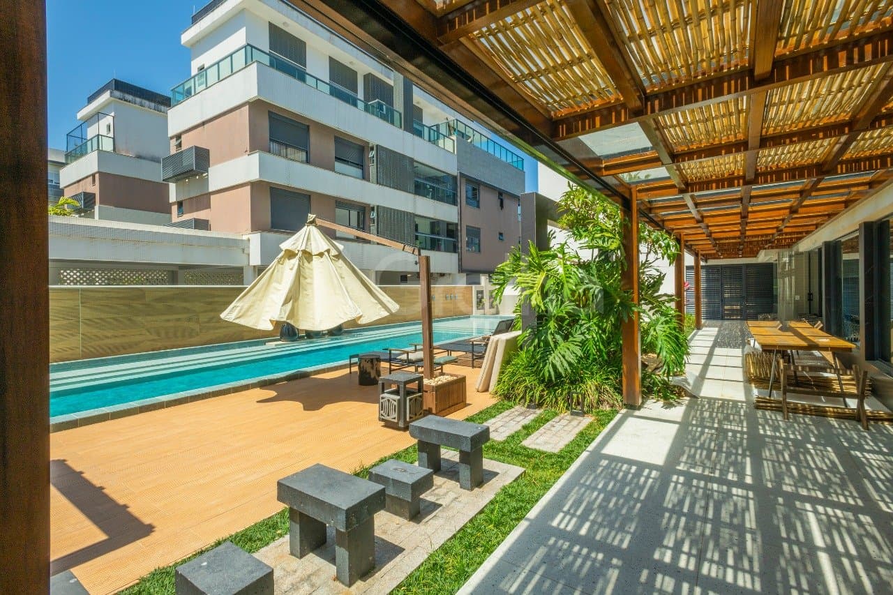tq8agl-i8iU3M39K2Rm85rG_401276924751b819a2.jpg