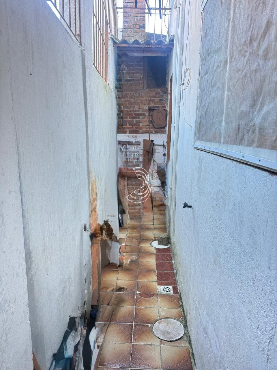 u6h4ir-irRigIP_189826a07347441fec.jpg