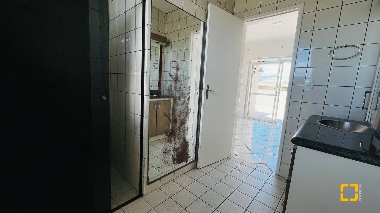 uhr2w-i35Y8_521286786d4a41d6c0.jpg