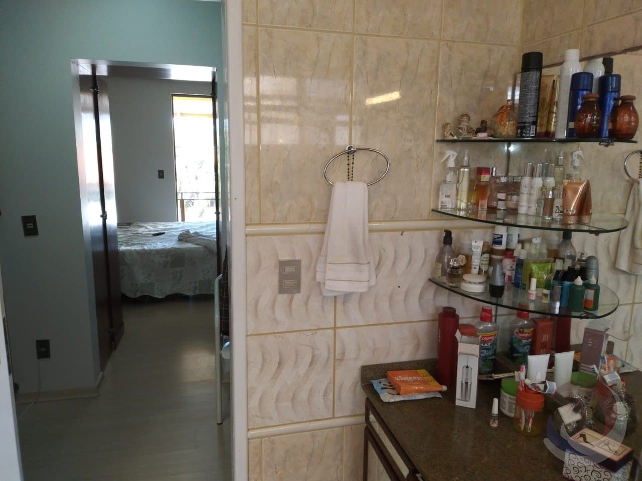 ukxdhg-i1hv9mmx601_3042764dcdb4d5851f.jpg