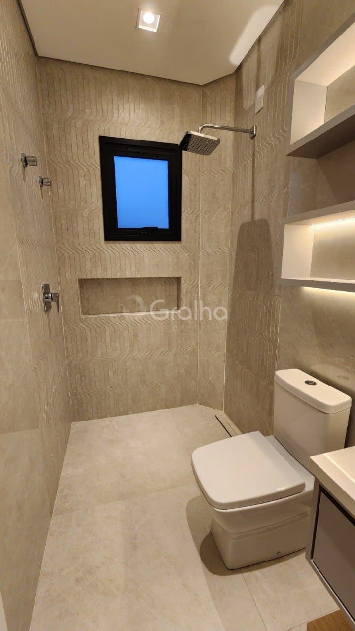 umjvg-iL24uhx8xO5N477379X_3919068763ab376708.jpg