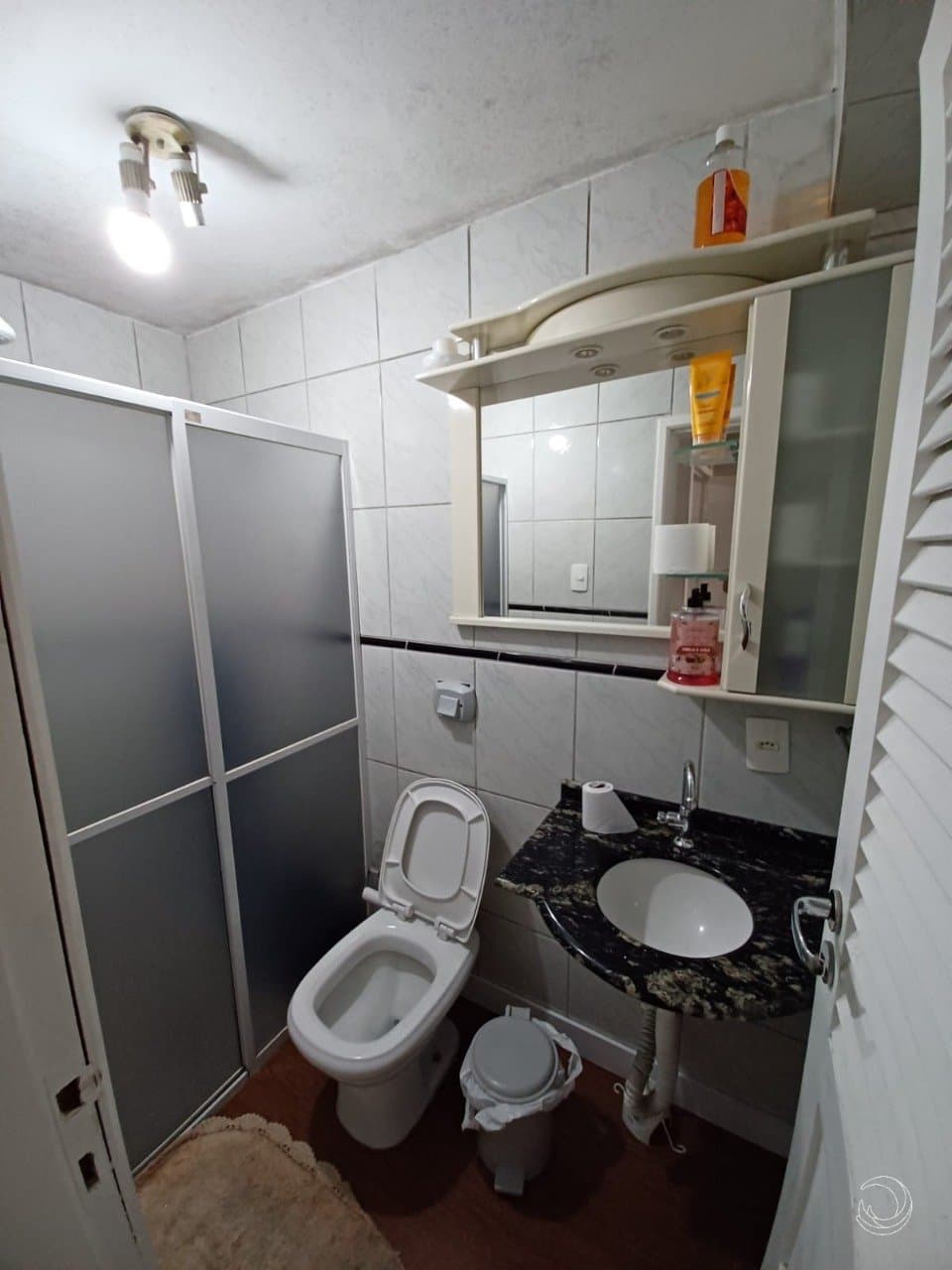 un8i0d-iyO36_32969660d66bc848ae.jpg