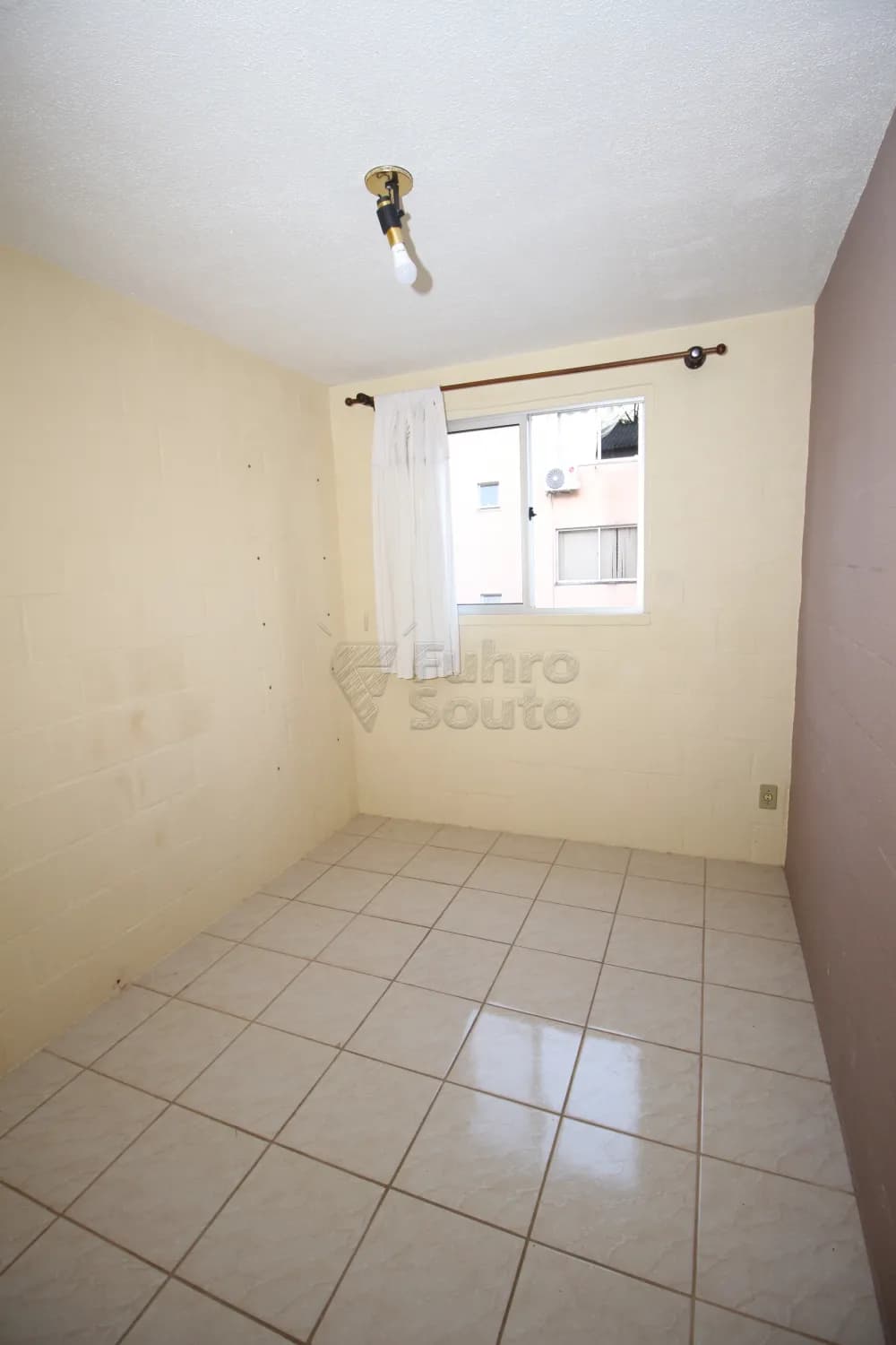 ur7ag-dormitorio.webp