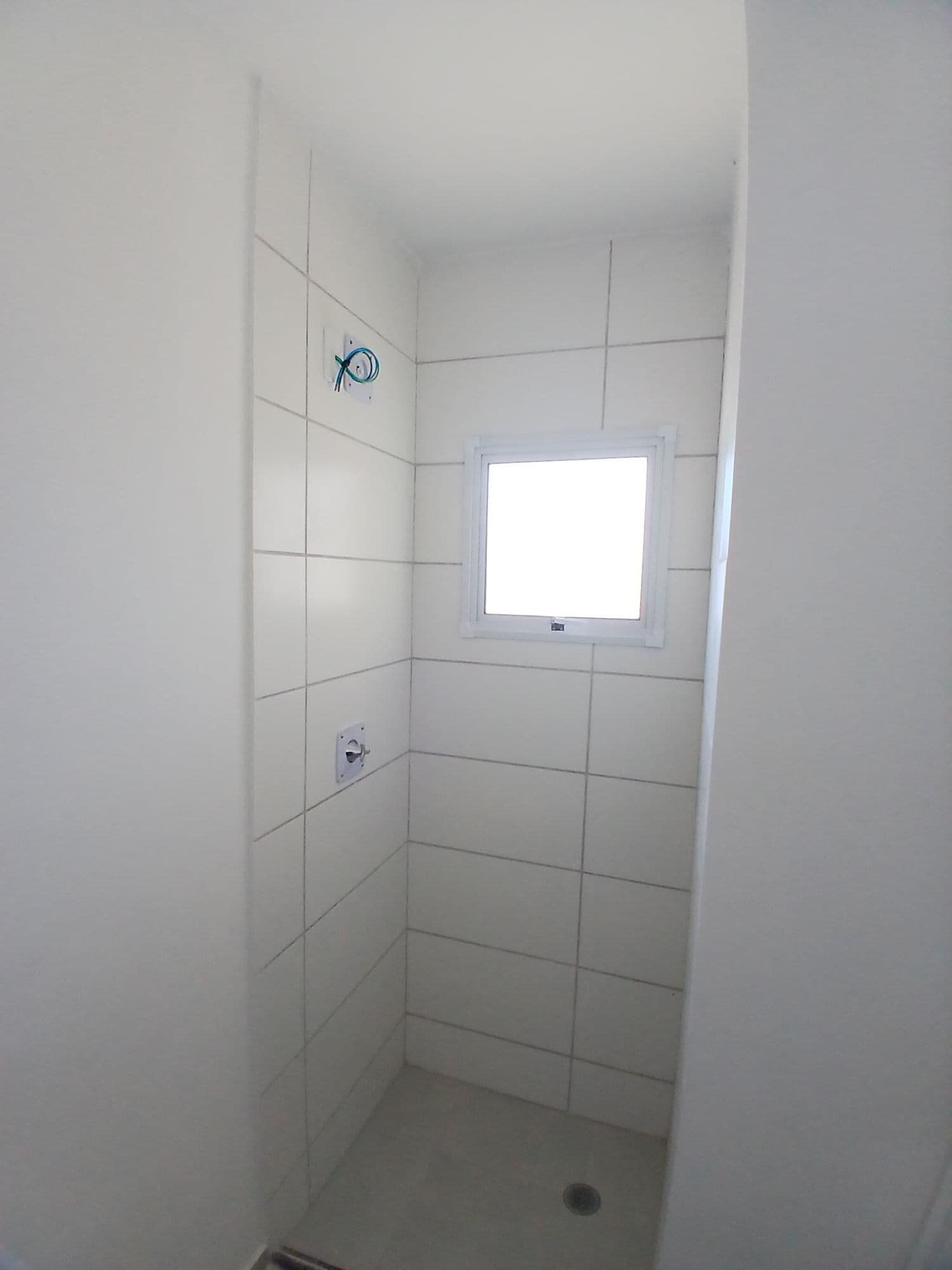 uu7j8f-img-268795049