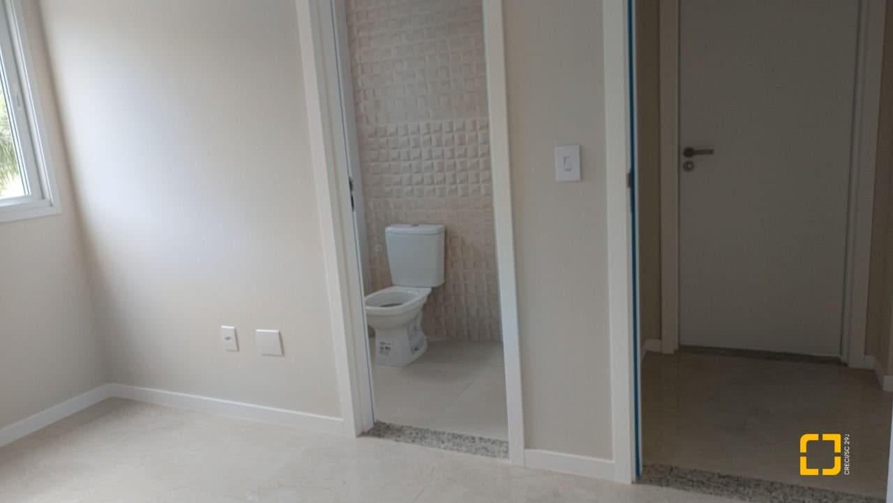 ux9r3-i9Io6p6O_52540679a95b33ce6b.jpg
