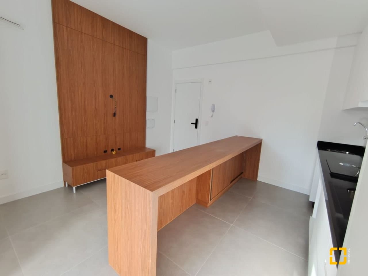 uxyfvq-sala-cozinha.jpg