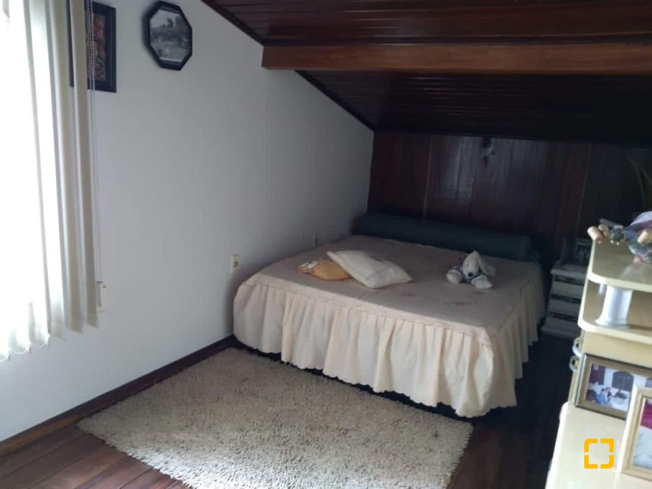 uyhqz-i7A865ue_5744369024891e9a04.jpg