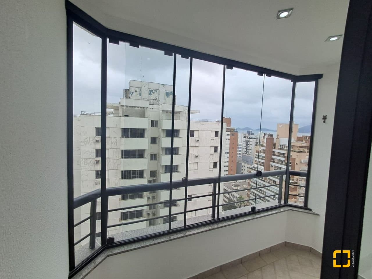 uyo4fi-i532uN8xc4F86HF_517456761d899933b5.jpg