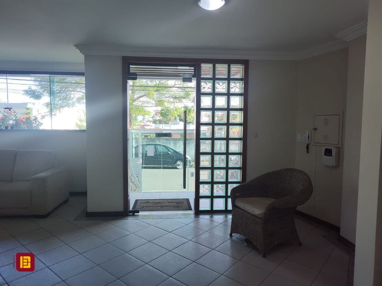 vctx07-iDBk3BlP7646B5Fa641_42697660581dd05b3d.jpg