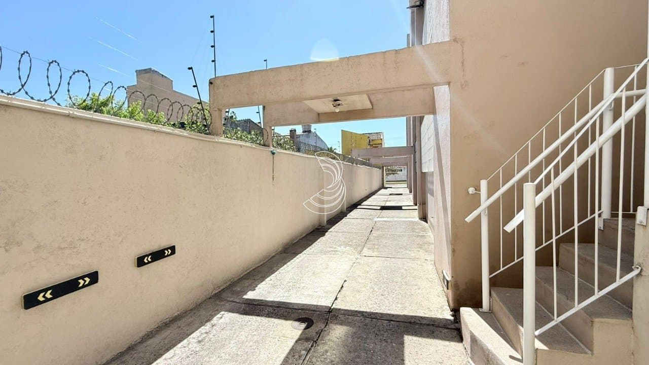 vlsxw-iRyAAm_18558693333692e0f4.jpg