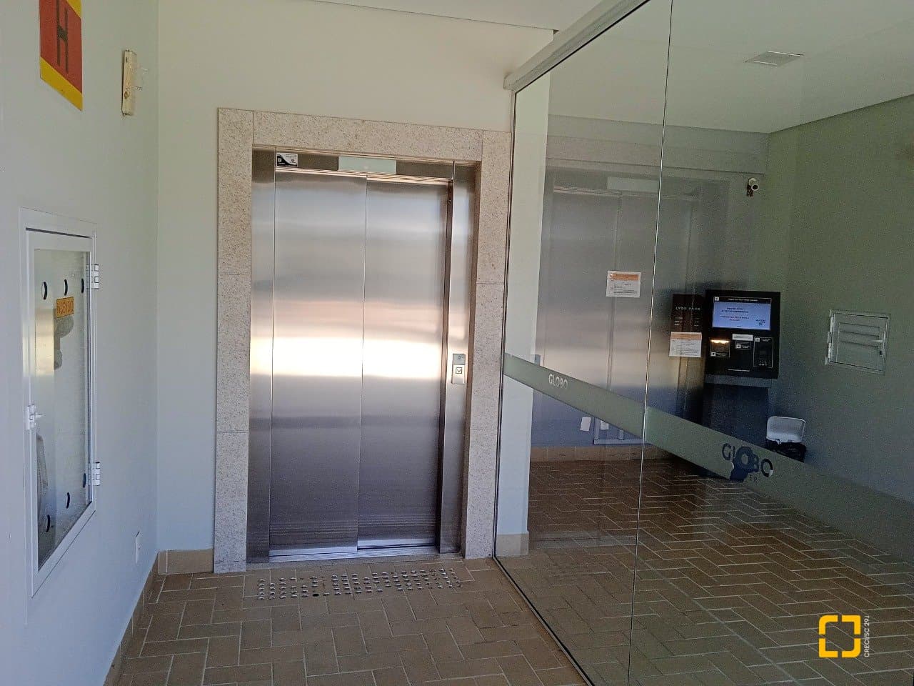 vp86e-i9Y55S95m9_5740268fbdc244e182.jpg