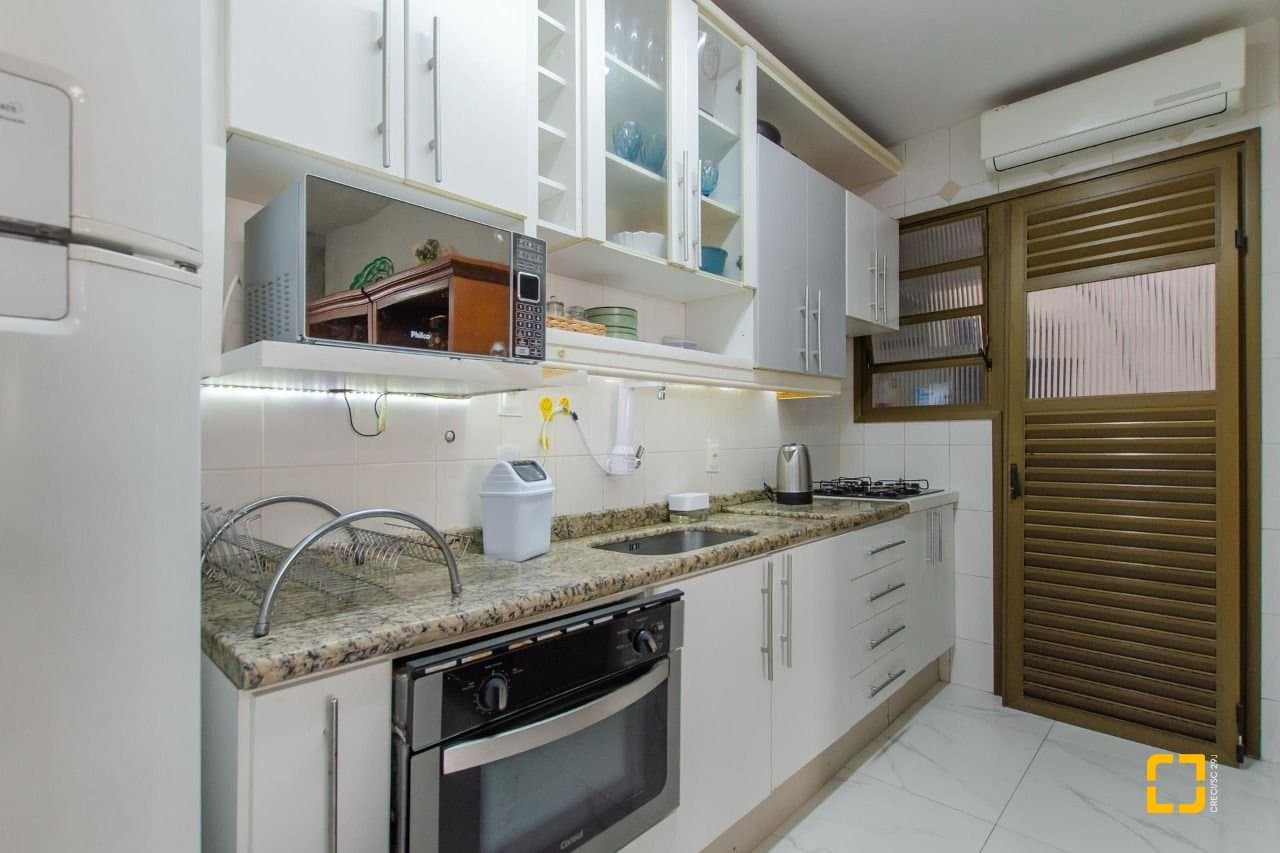 vyv9tk-iMij27_556256859cb4379bd4.jpg