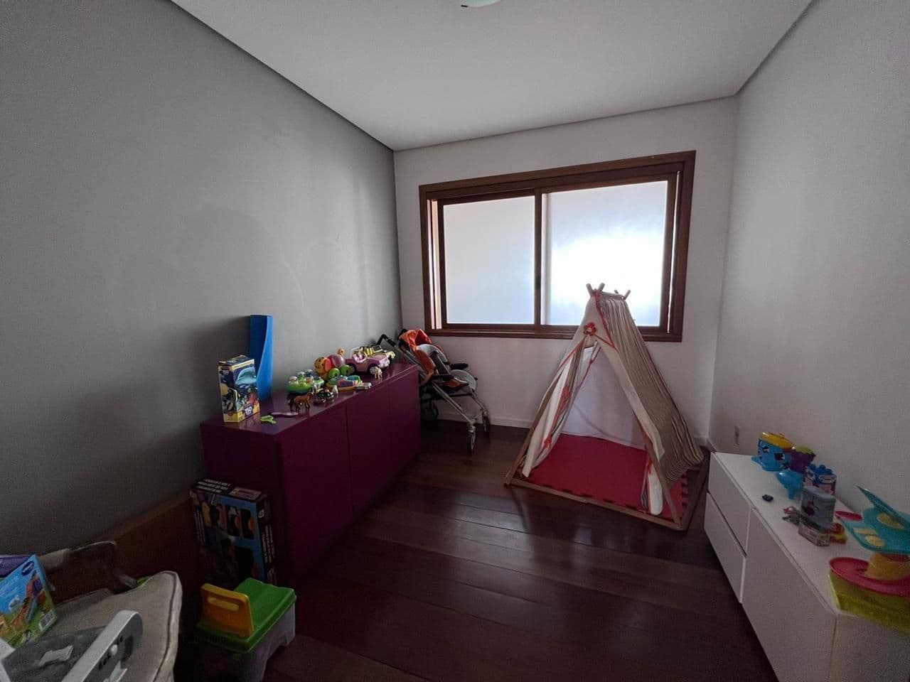 wai95-img-48382832