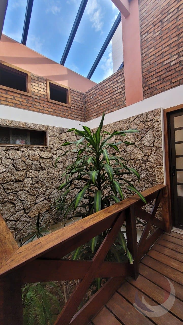 watnj-iRNYl40u_26558633b264c49bc2.jpg