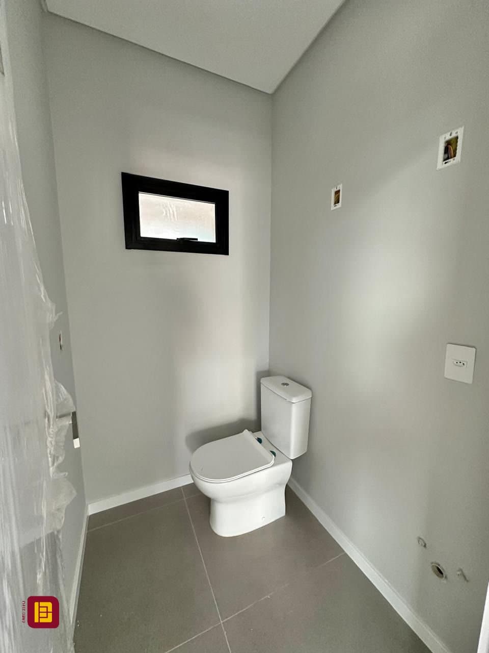 wc81bj-i329t49Z_47869669ff805e630a.jpg