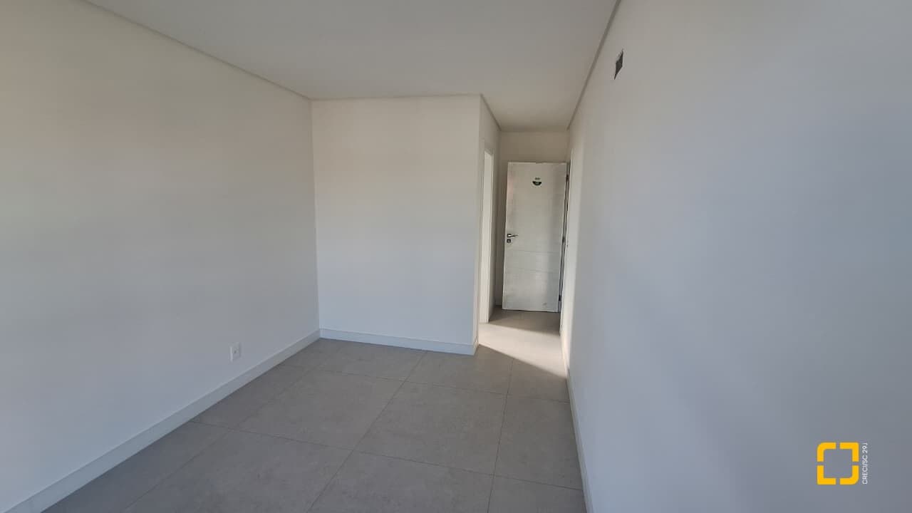 wd0ujo-ik7a4u_5896569bd9447178e9.jpg