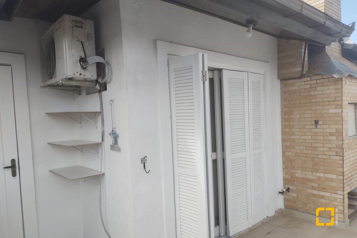 wepv3u-iq4w3q_5882769bd95713825a.jpg