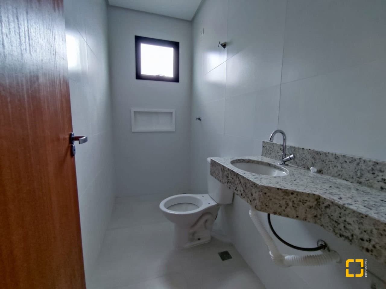 whmrh5-i91CF4t48v17_50924673fb467ecde7.jpg