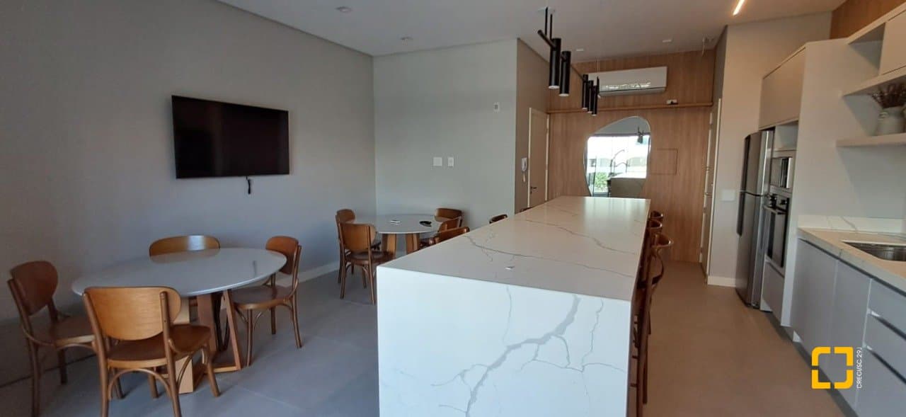 wvcne-ioiuU7f_4268368fbcac6ac859.jpg