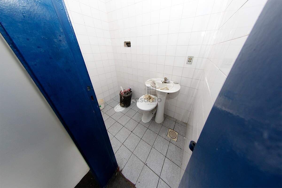 x13sjq-sala-no-pelotas-banheiro-1.jpg