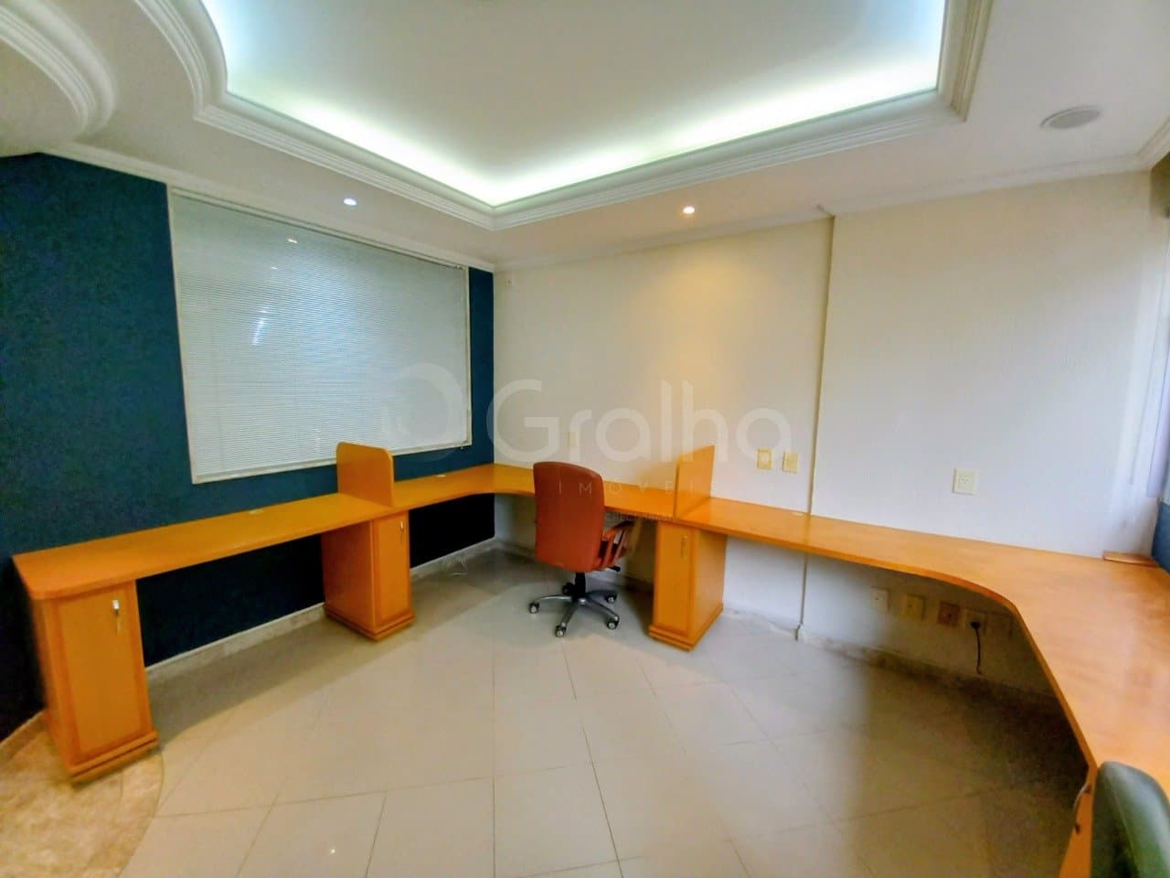xn2h6i-iP4biK943395J4L_4020668d5356619420.jpg