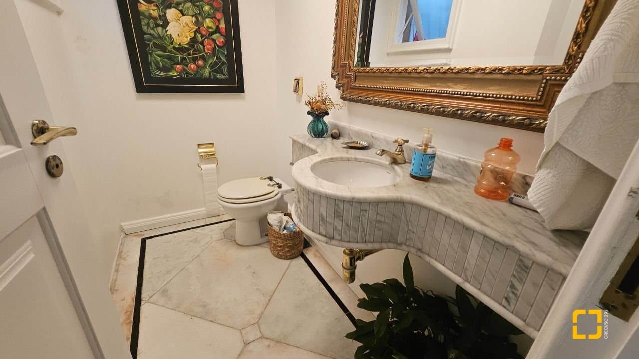 y0x7s-id818t8U45mSL6O2_5860869ab3b1ee6f19.jpg