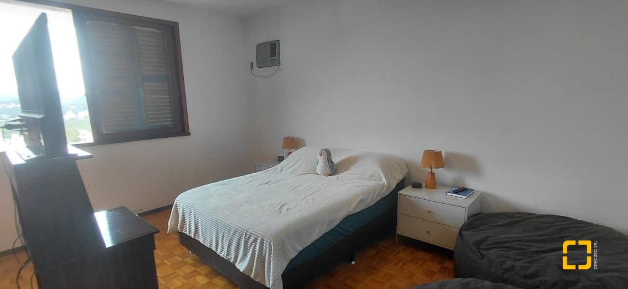 y15rb-iQB1b159xf435b_581656968e2f4efd44.jpg