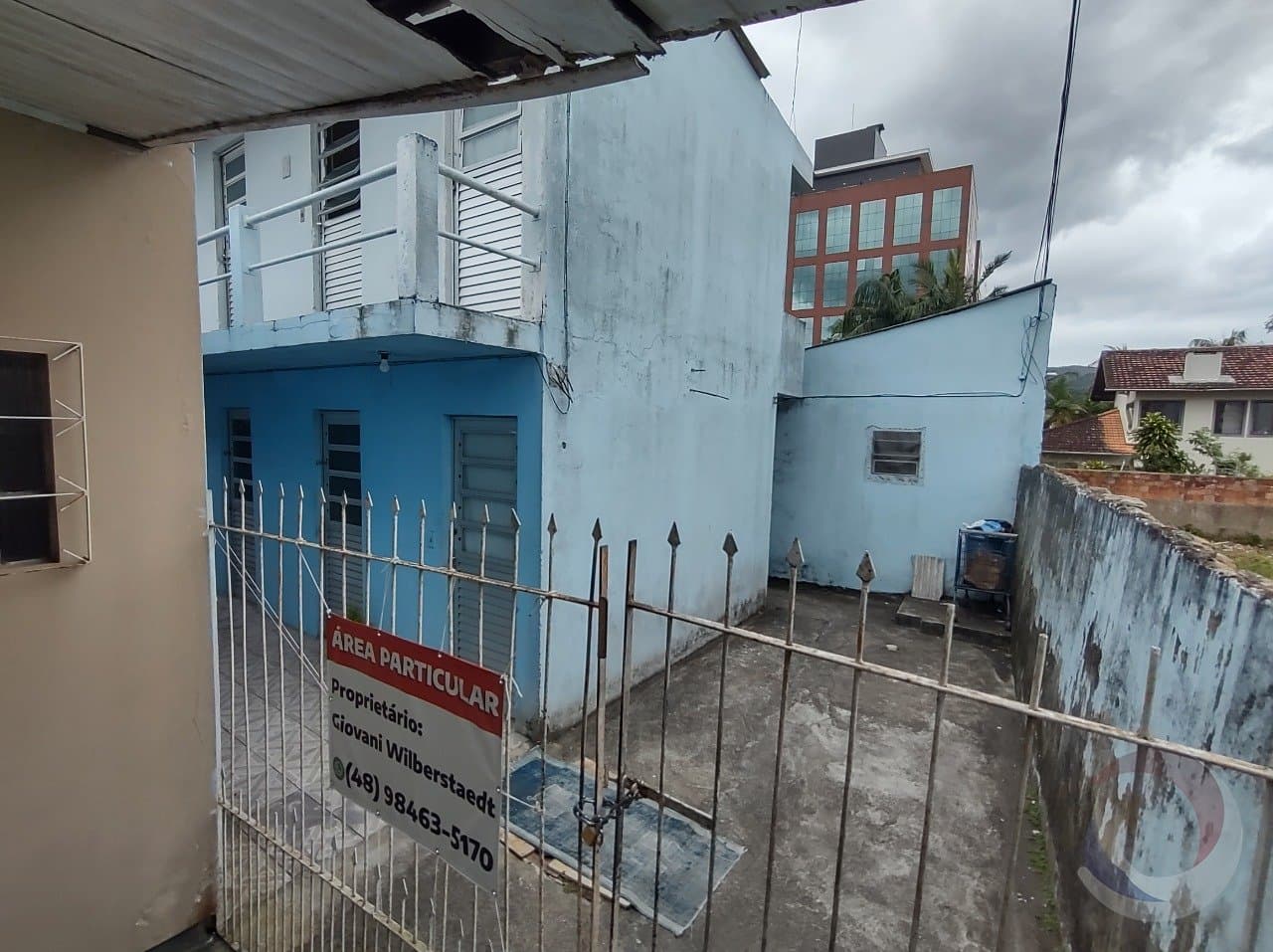 y1rwc-iC9wug3_317706579e88e3f02b.jpg