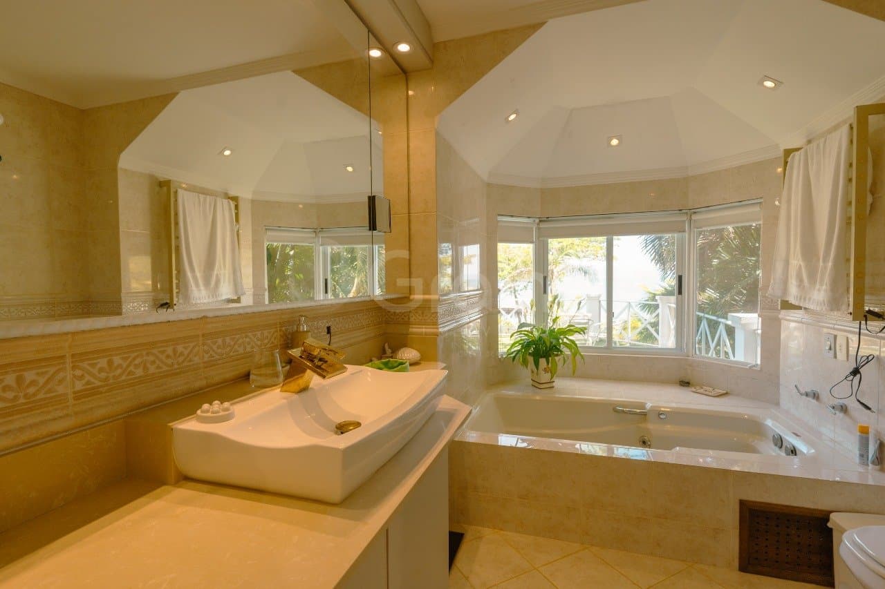y9505p-is11kL_408556925c4b2ca5a1.jpg