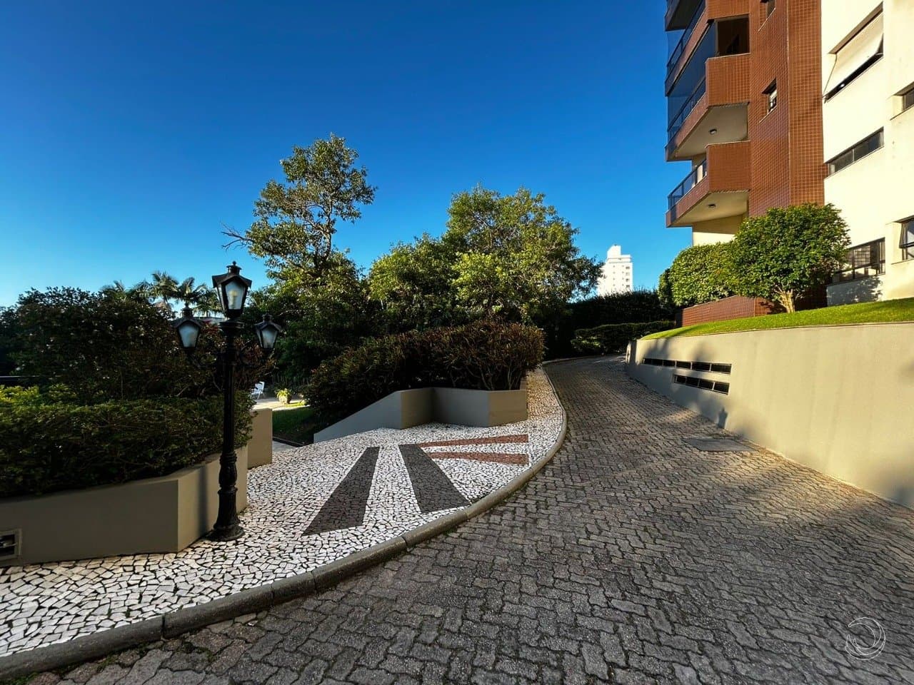 yclxb-iHt2H9wu264I9C7v7FL_33675664e3239a3155.jpg