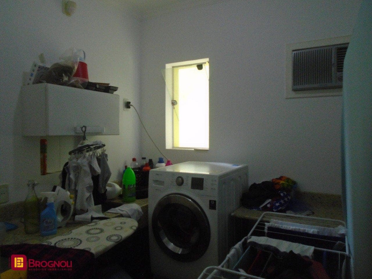 ydc8hf-i591xiXaC62p6_372045d4abdab3ba37.jpg