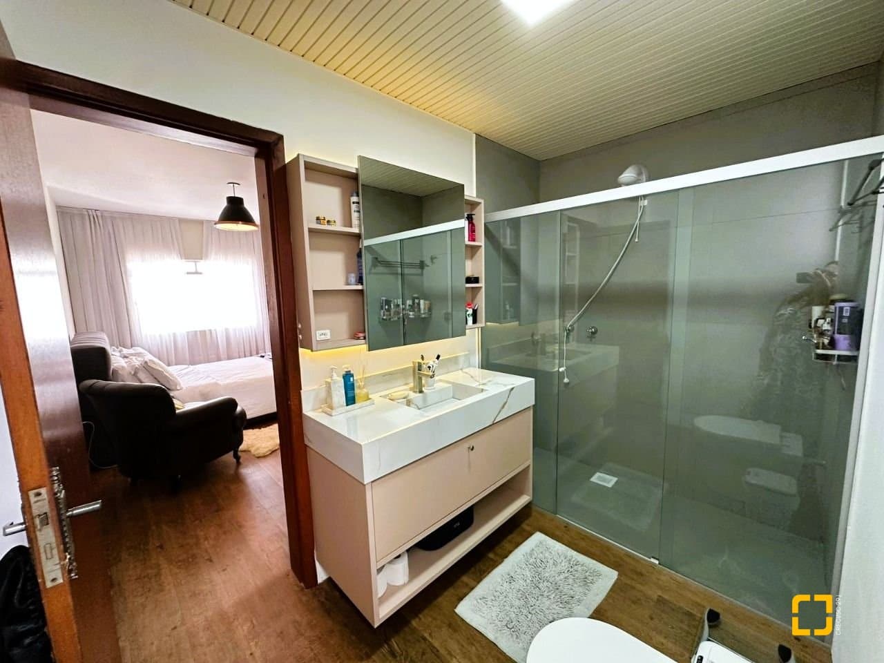 yeeqhp-iy3593668s19g_5859769aad6bd385e6.jpg
