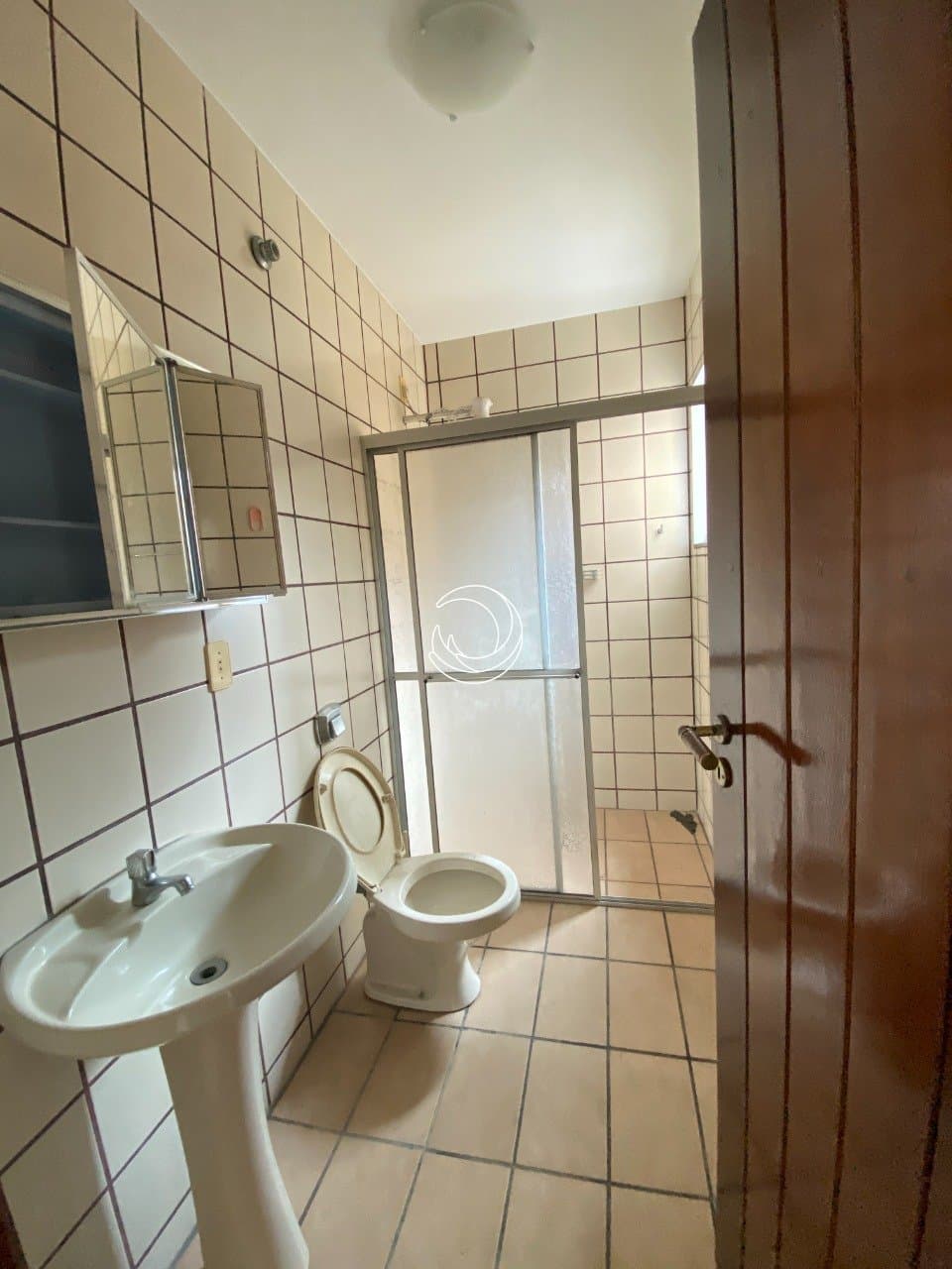 zc6zqb-ilsb8Z4qS_21834607731cfb87c6.jpg