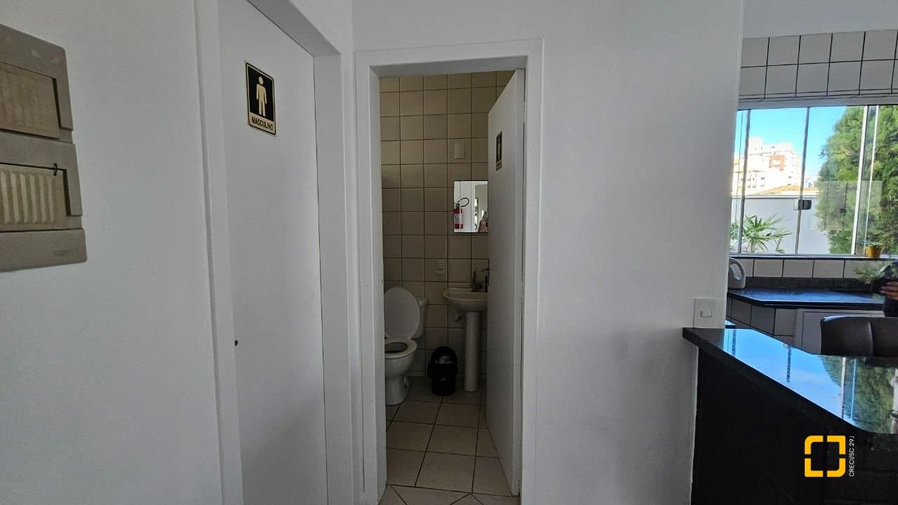zpvvna-i9D2sX51_597856a188e40d623f.jpg