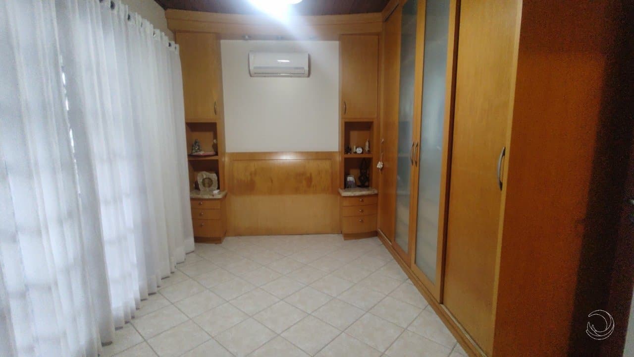 zshdl-i8KIOX638G_2774066d73ceed9110.jpg