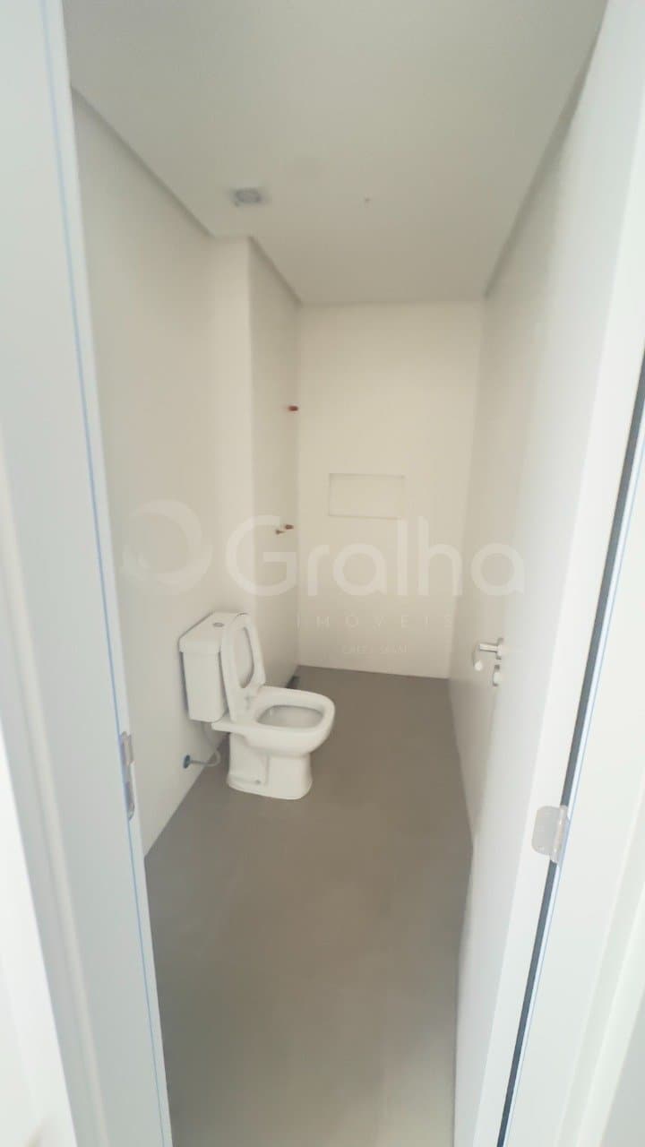 zsxo4g-iE91LS5flBBZq85U59_4040868ee36e607ef7.jpg