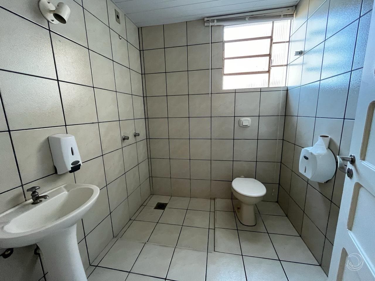 zu55rni-i787T_32956660c18eb4d406.jpg