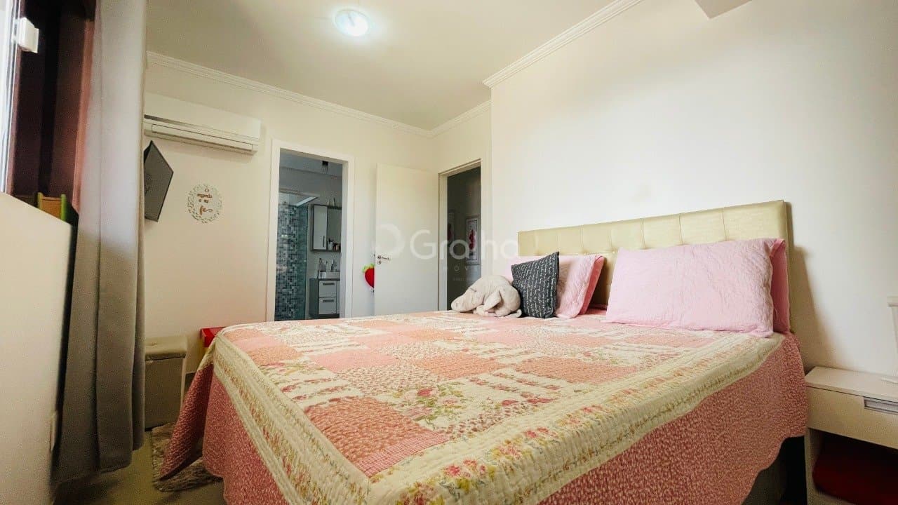 zyq19-iOI3w956OV5P5FSaT2U_381186819fcb9094f6.jpg